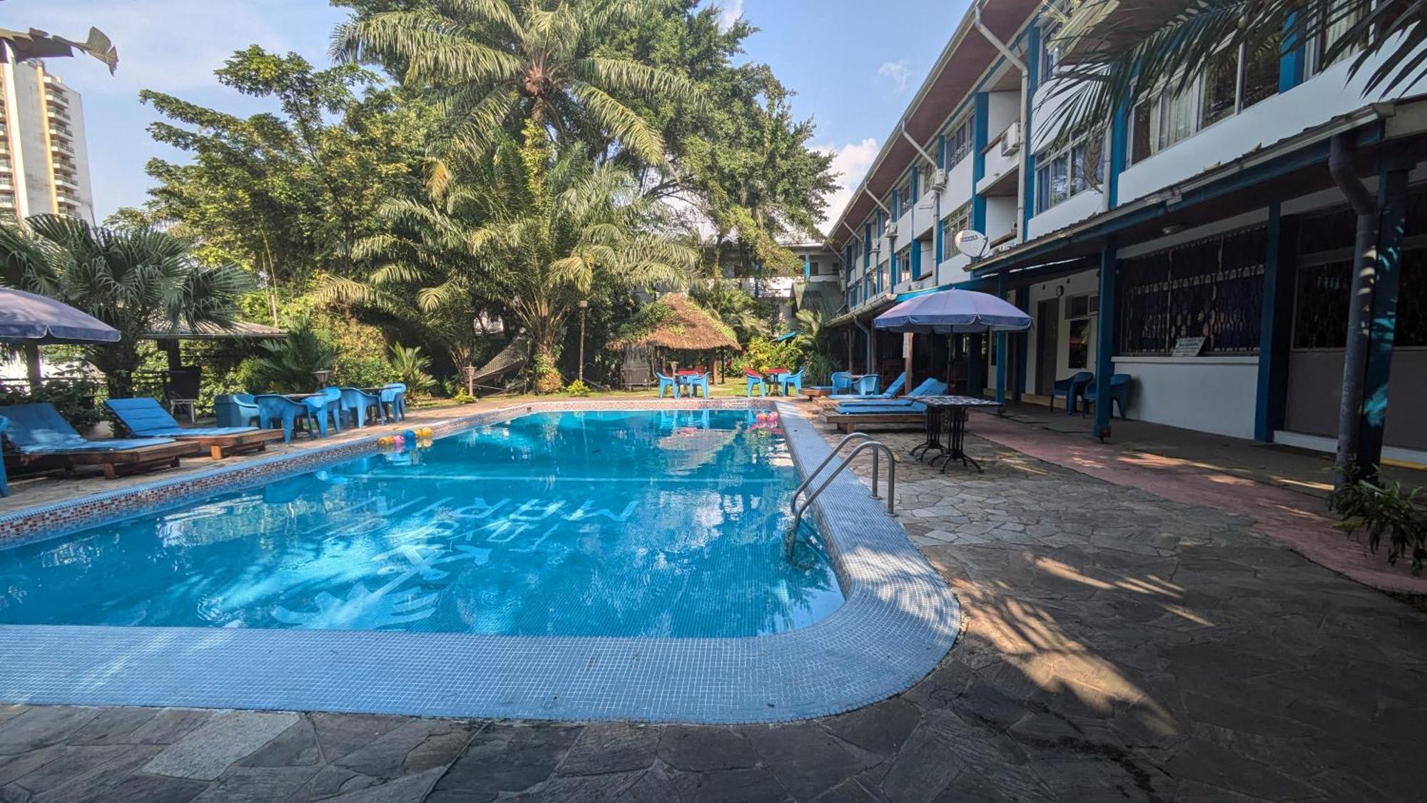 Hotel Foyer Du Marin à Douala Extérieur photo