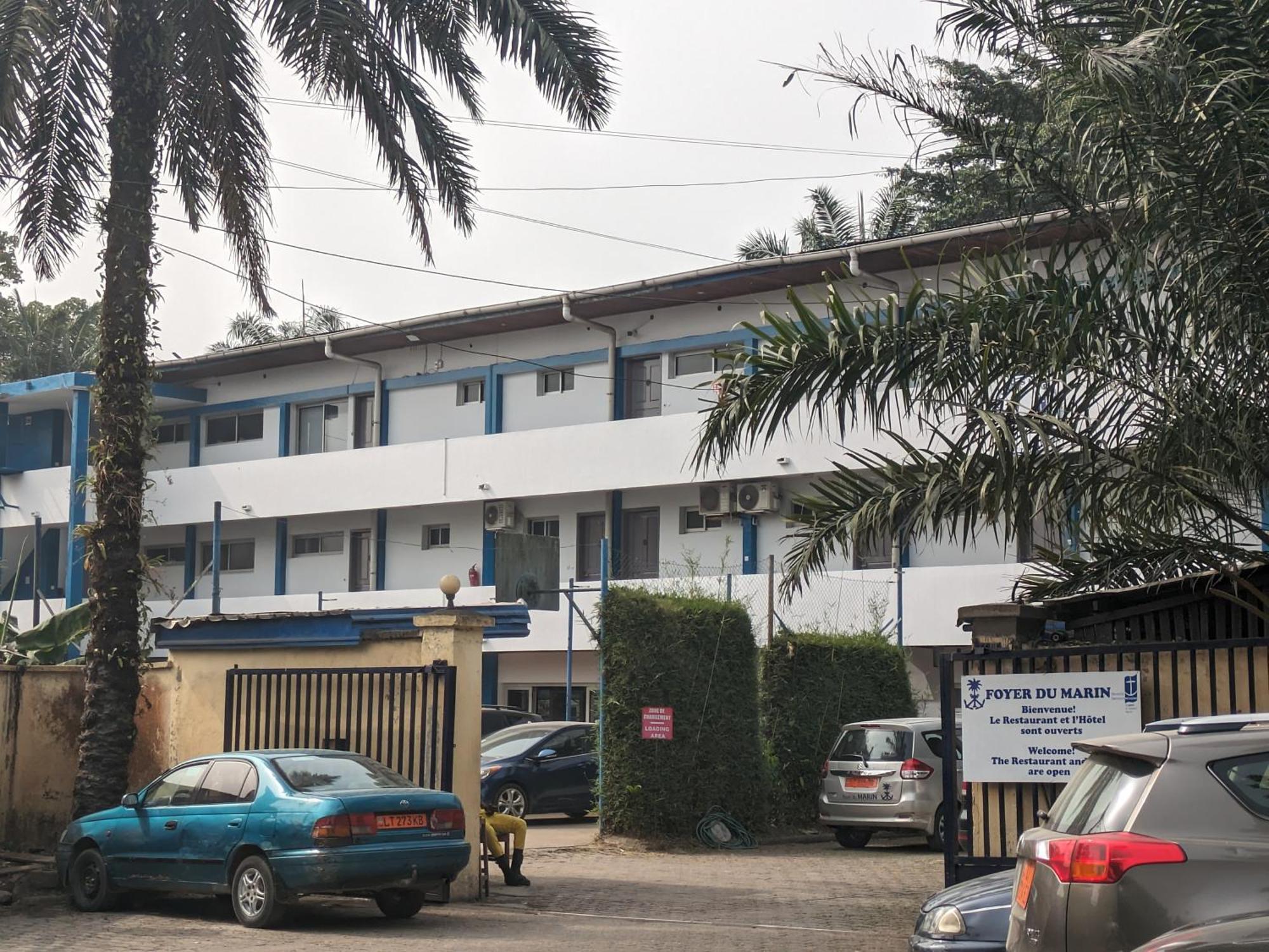 Hotel Foyer Du Marin à Douala Extérieur photo