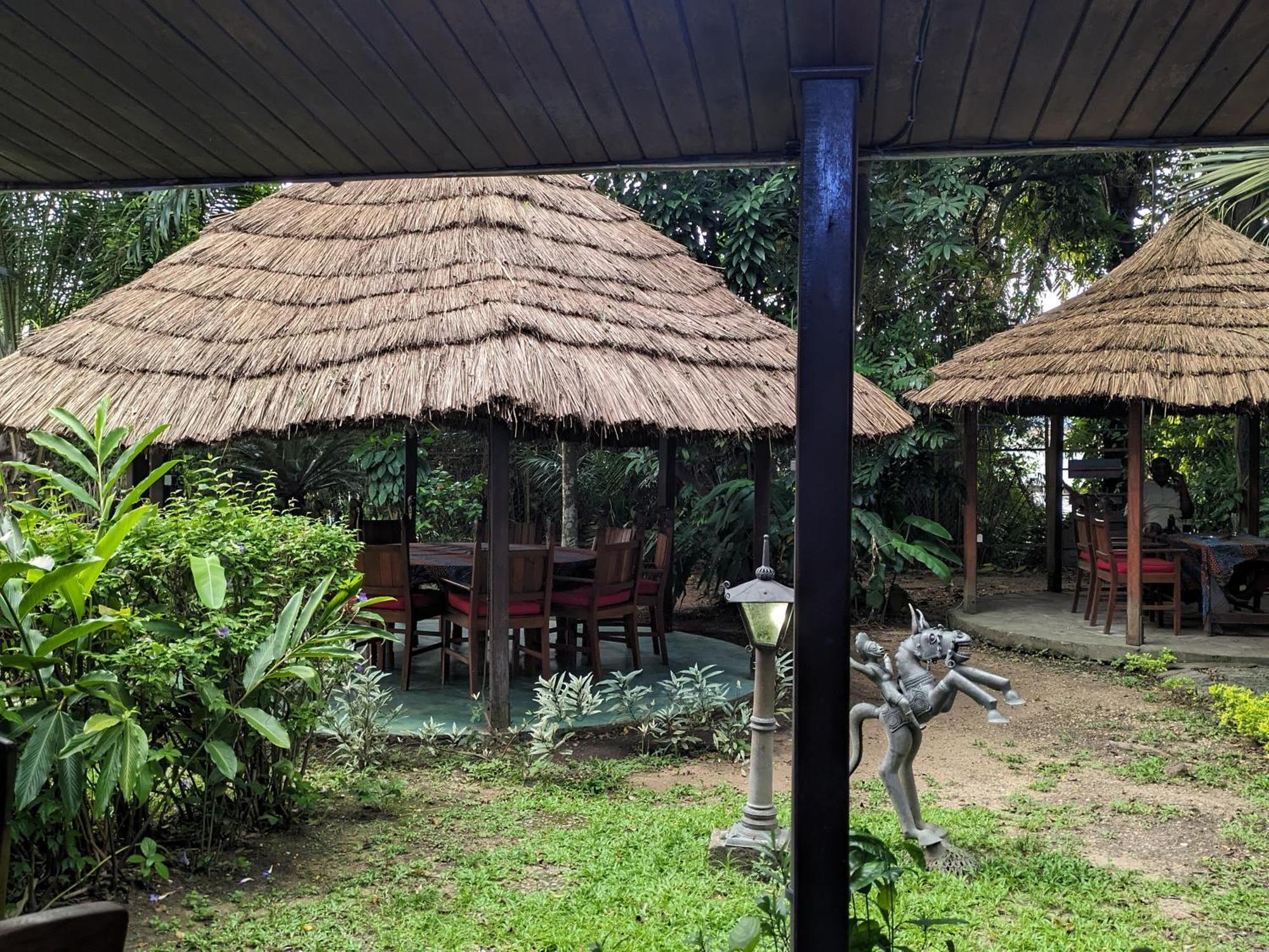 Hotel Foyer Du Marin à Douala Extérieur photo